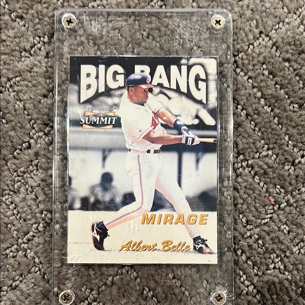 Albert Belle Pinnacle Big Bang Mirage Baseball Card Numbered 576/600 1996